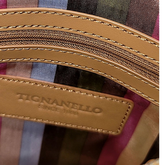 Tignanello Tan SOFT  Leather Hobo Bag New Whithout Tags - Picture 5 of 8